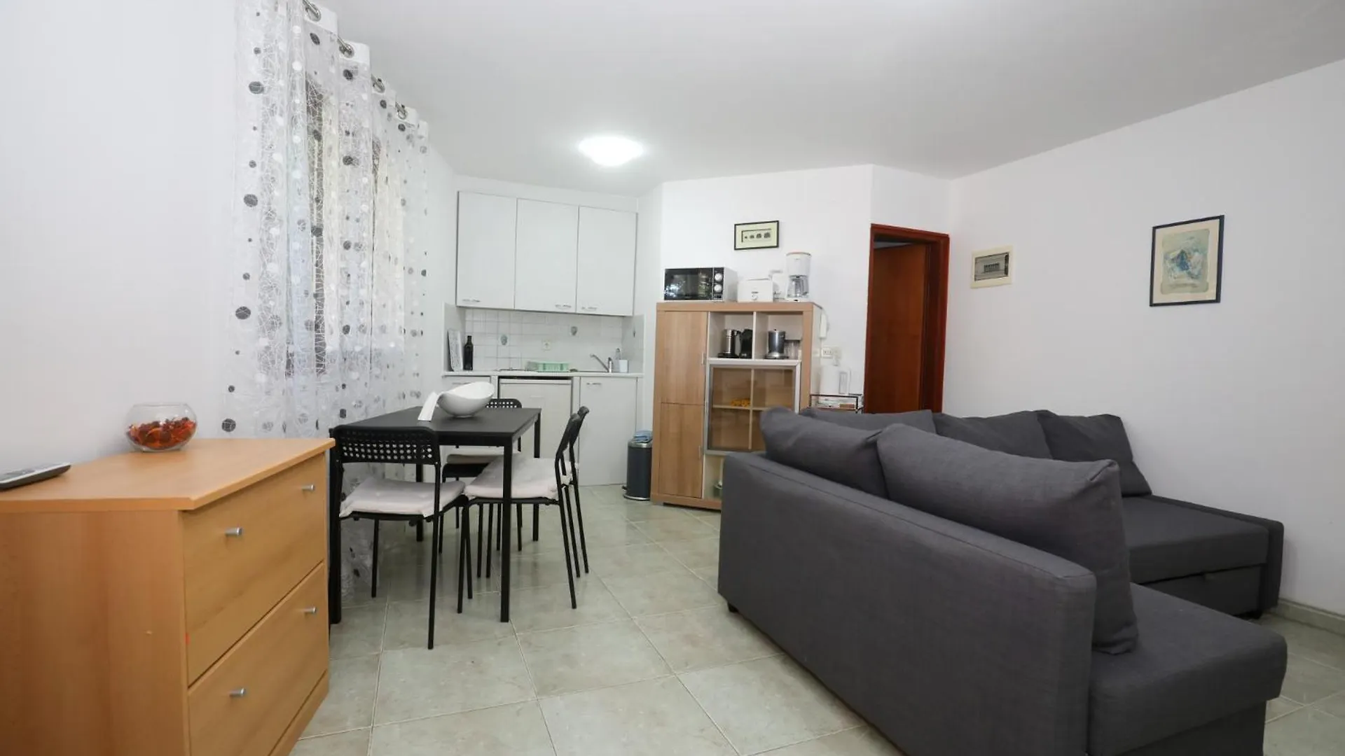 Apartment Matija Premantura 0*,  Croatia